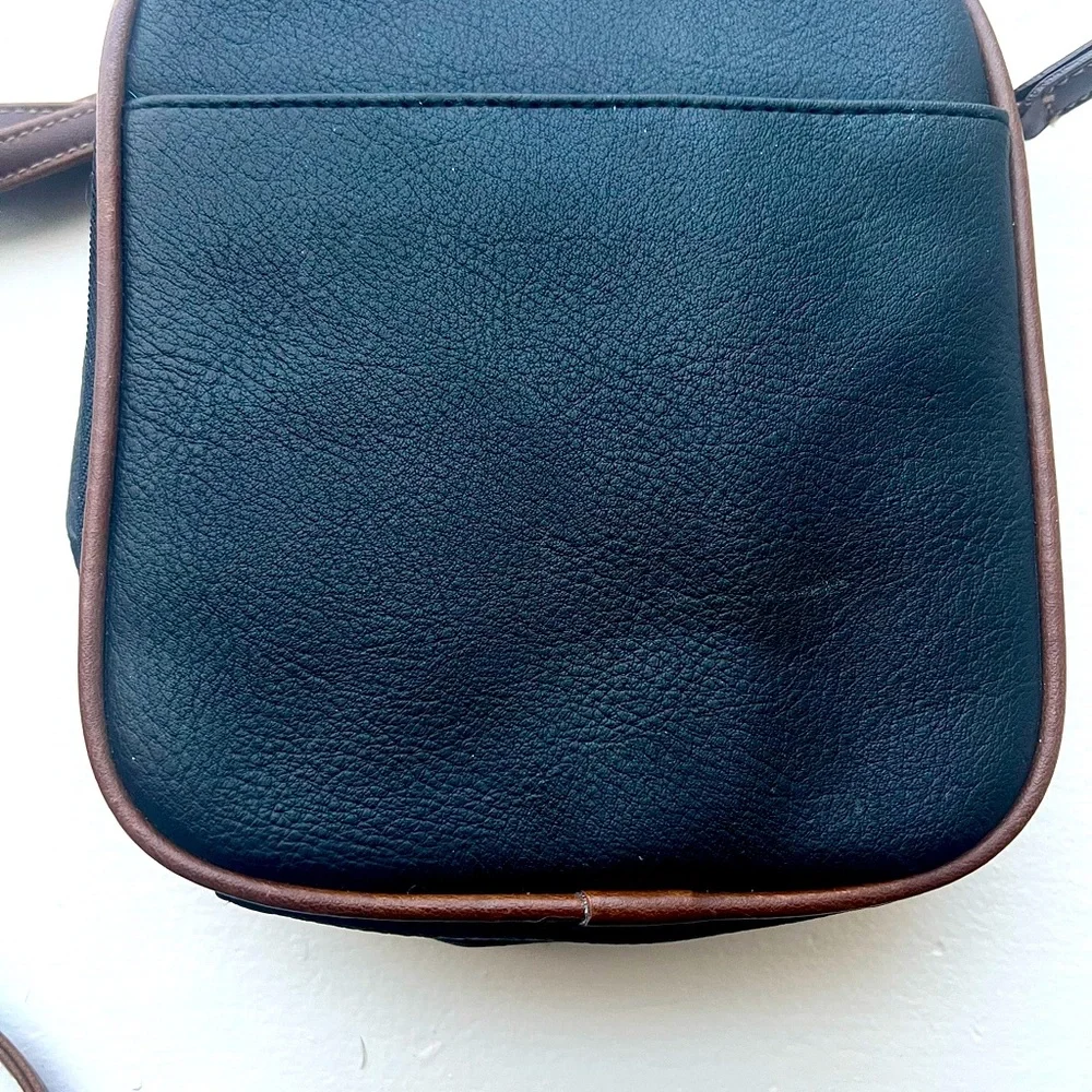 VINTAGE Brown Rosetti Crossbody Purse